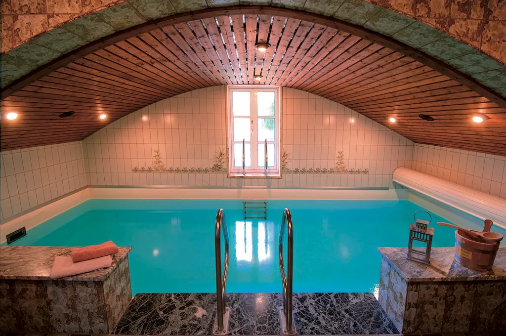 Beheiztes Hallenbad der Ferienwohnung zur Alleinnutzung